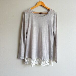 Miss Avenue Boutique Lightweight Gray Lace Trim Crewneck Sweater Size Large